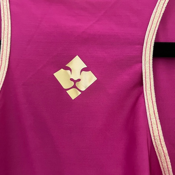 Fierce + Regal Woman’s pink The Sheer Tank top - Picture 6 of 9